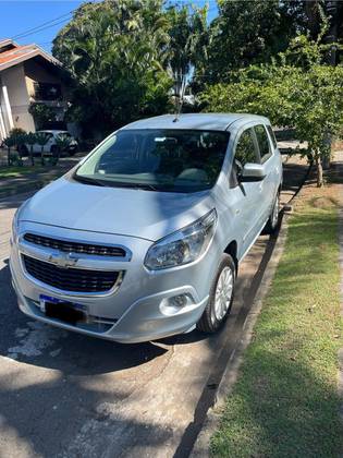 CHEVROLET SPIN 1.8 LT 8V FLEX 4P AUTOMÁTICO CHEVROLET SPIN 1.8 LT 8V FLEX 4P AUTOMÁTICO